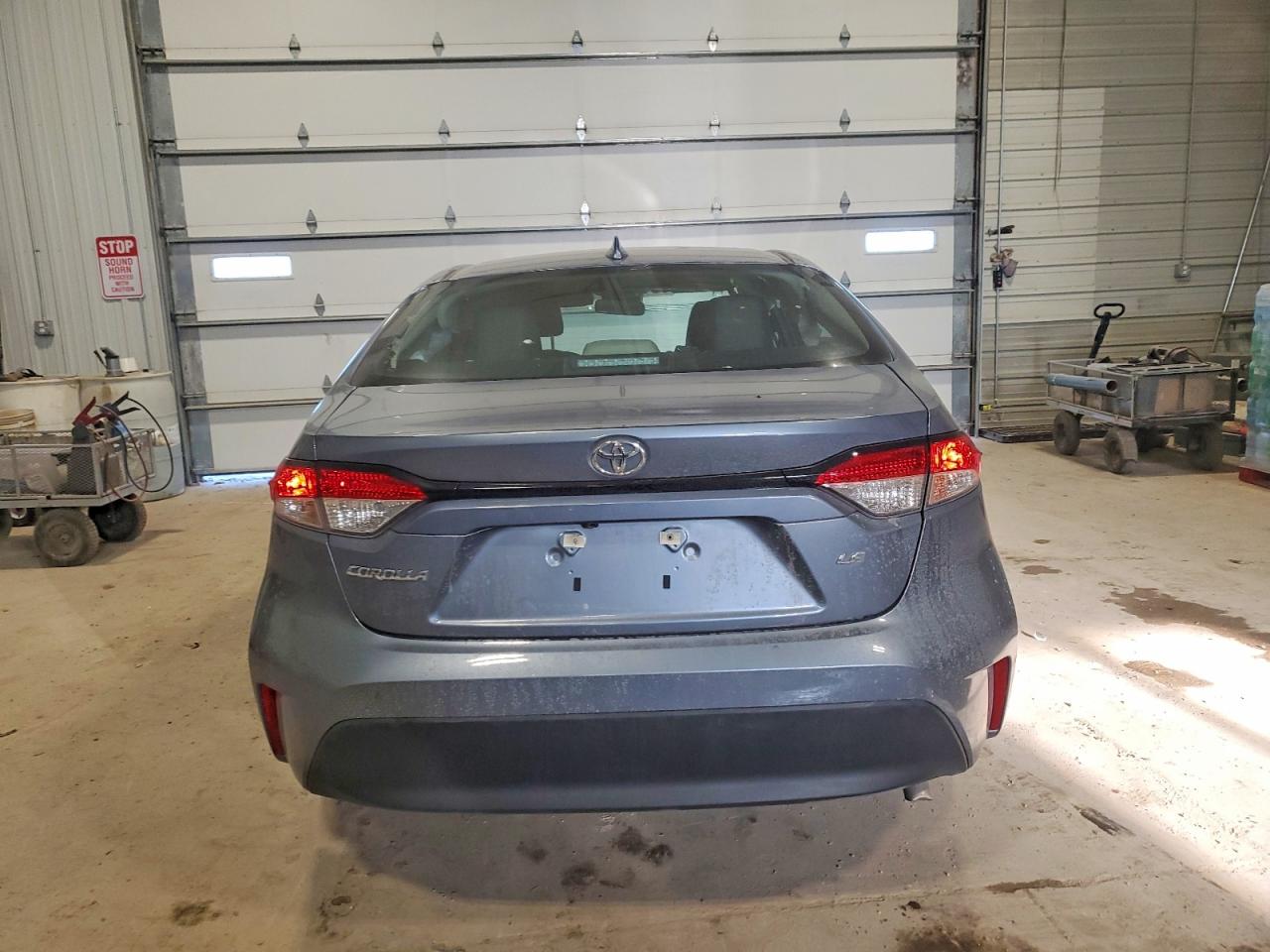 2024 TOYOTA COROLLA LE photo 6