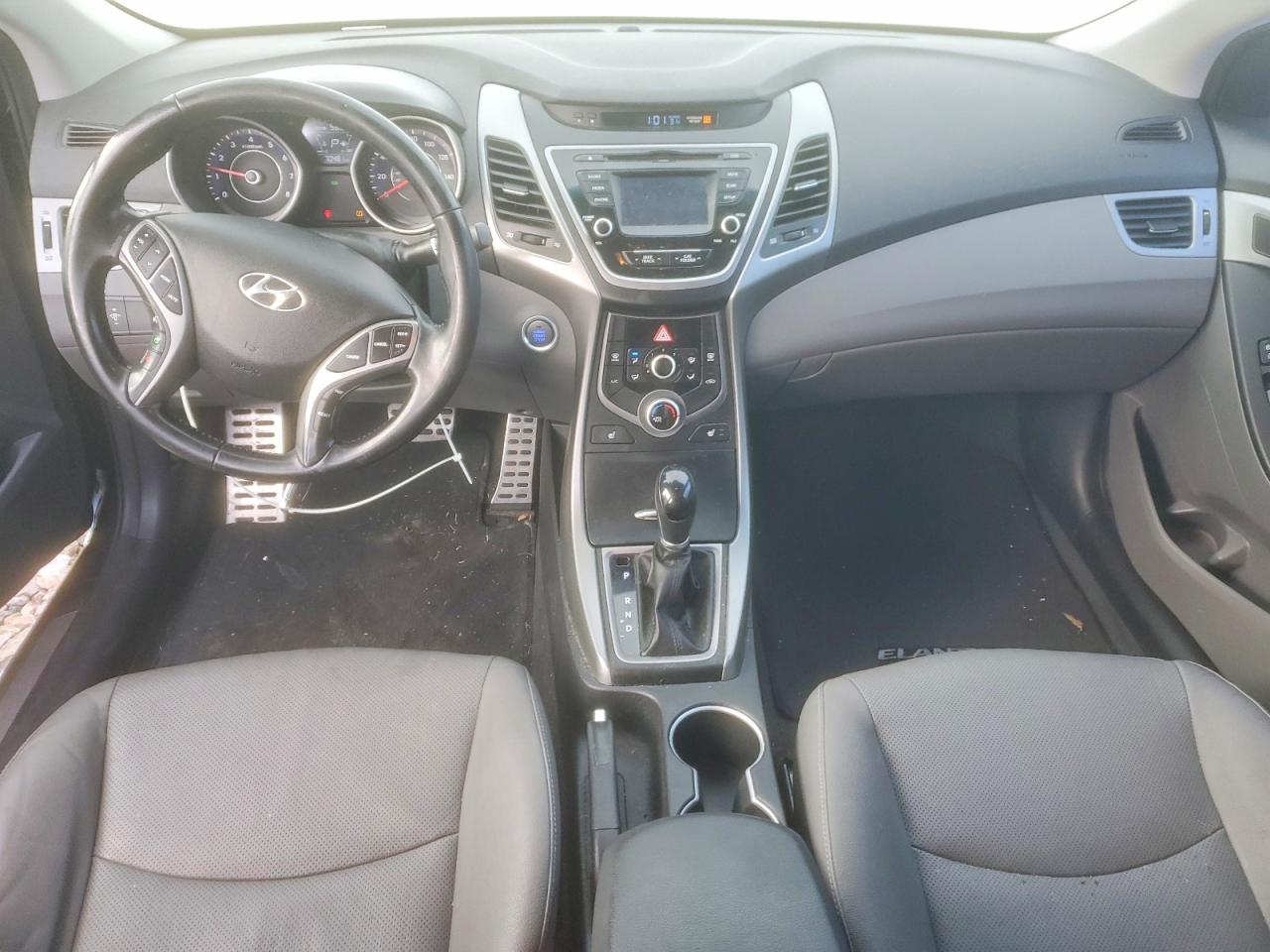 2014 HYUNDAI ELANTRA photo 8