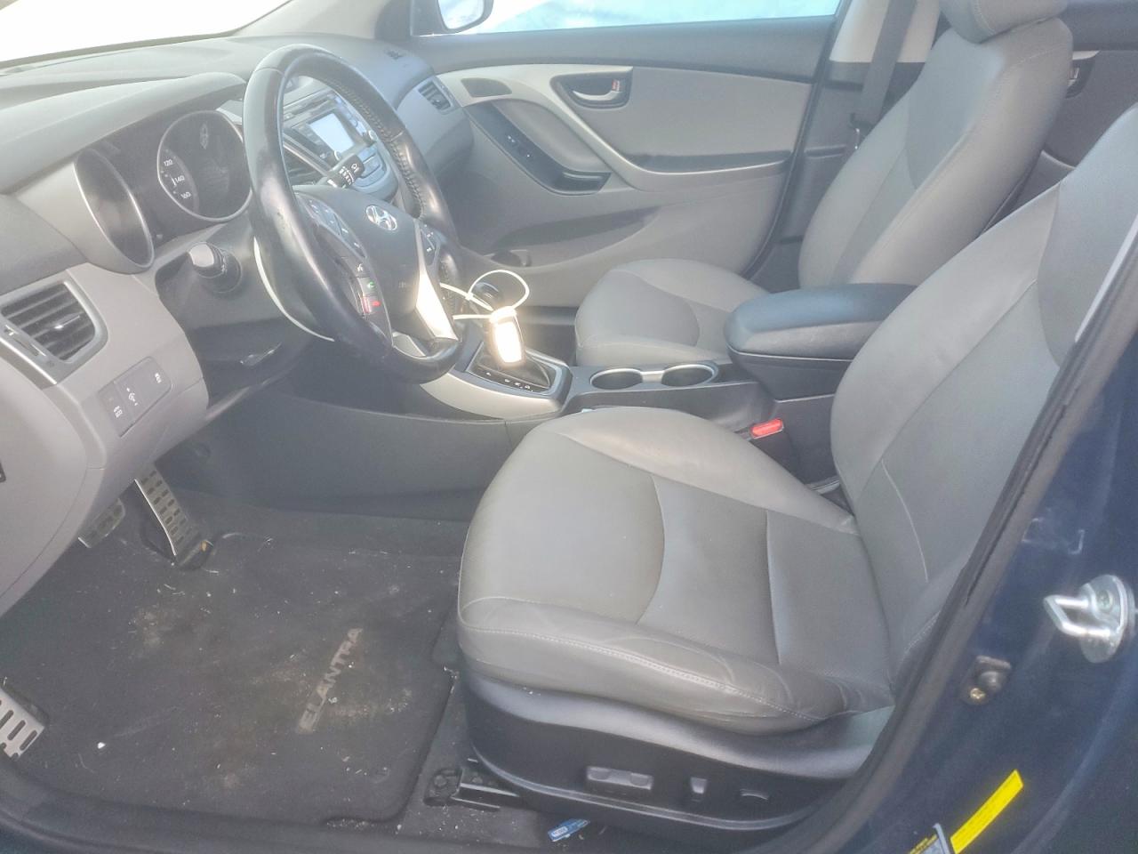 2014 HYUNDAI ELANTRA photo 7
