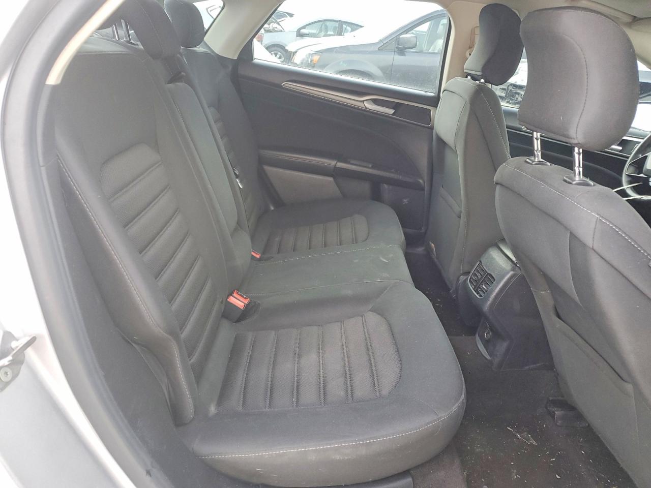 2019 FORD FUSION SE photo 28
