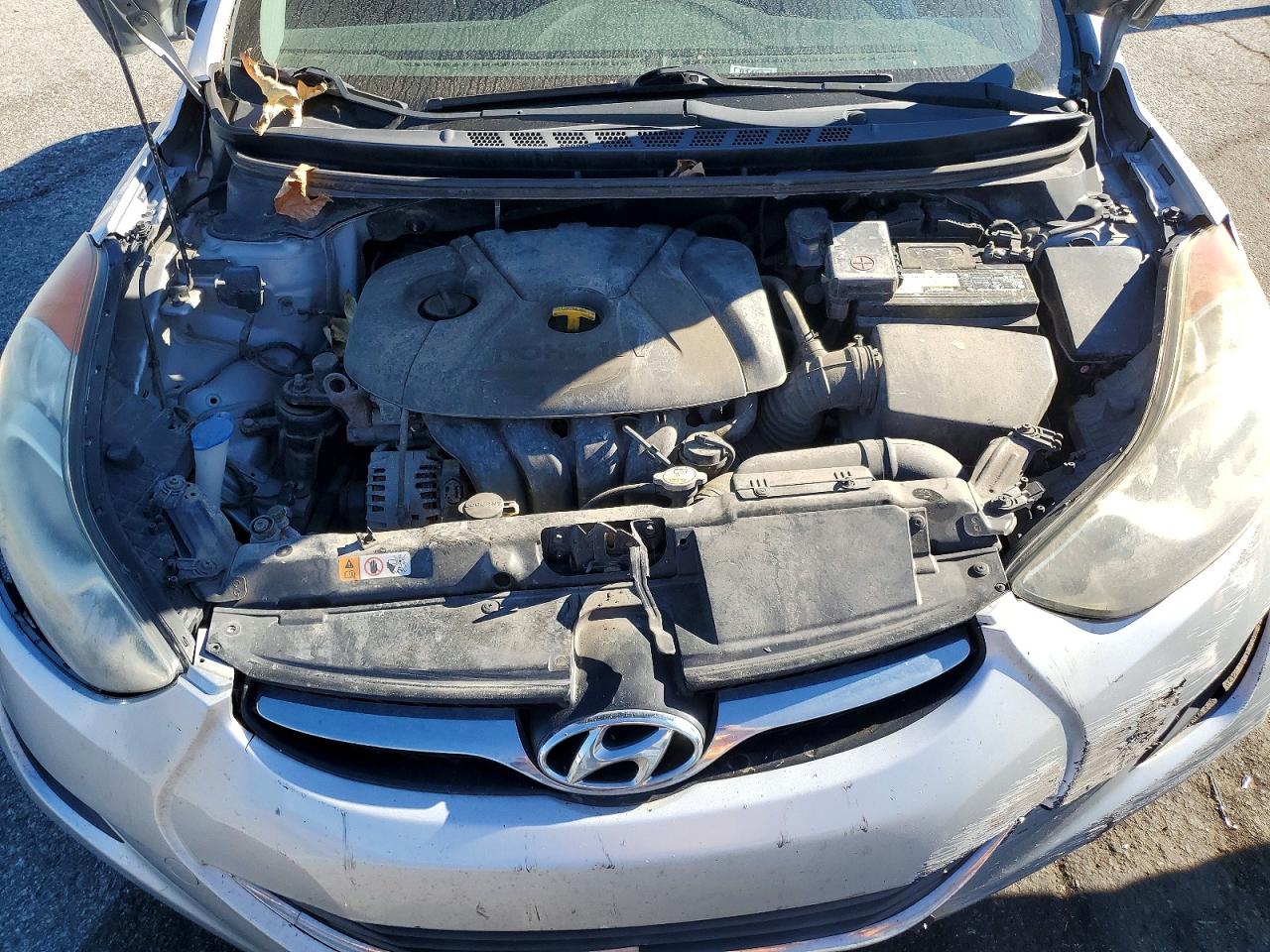 2013 HYUNDAI ELANTRA GLS photo 31