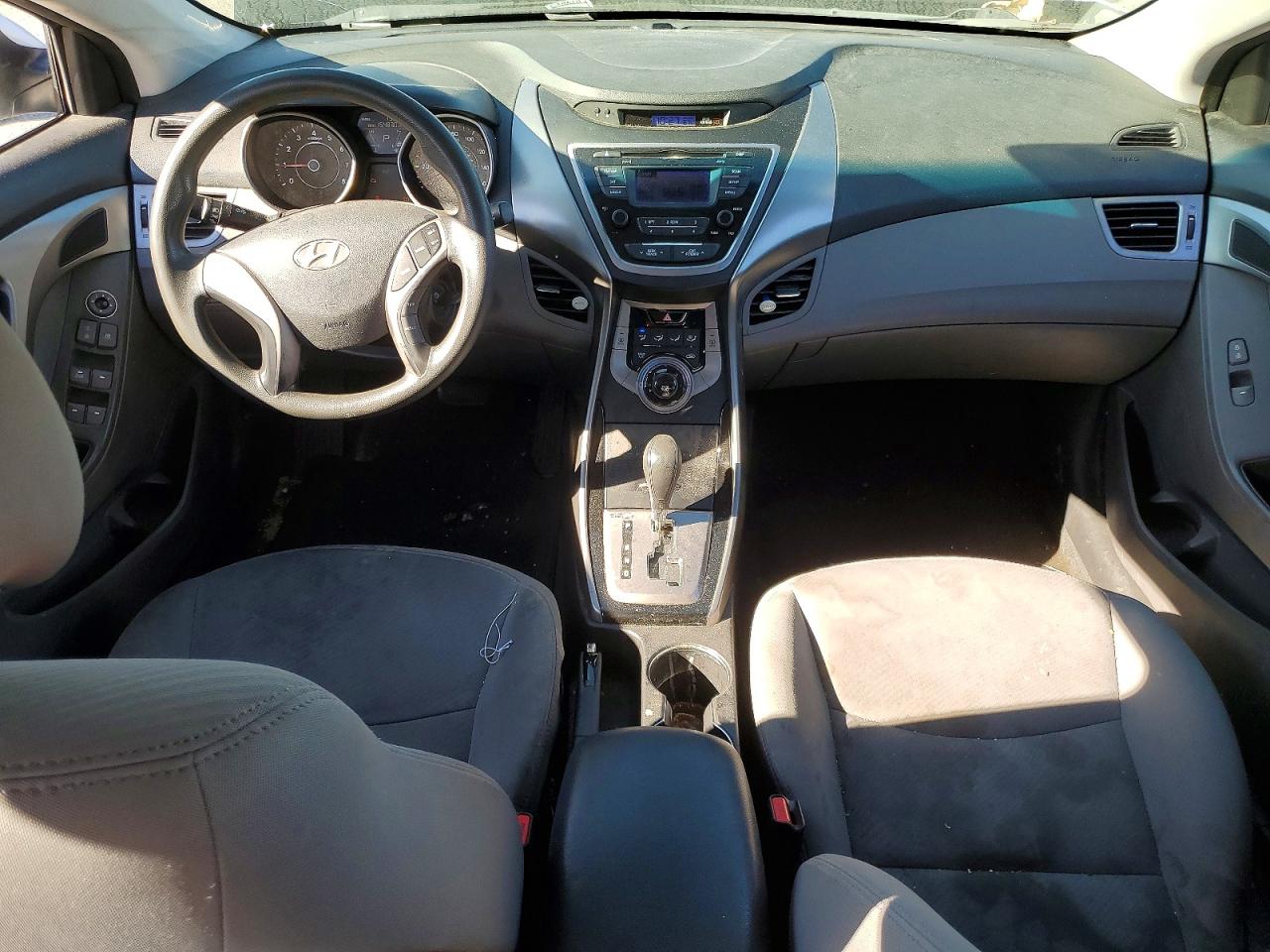 2013 HYUNDAI ELANTRA GLS photo 22