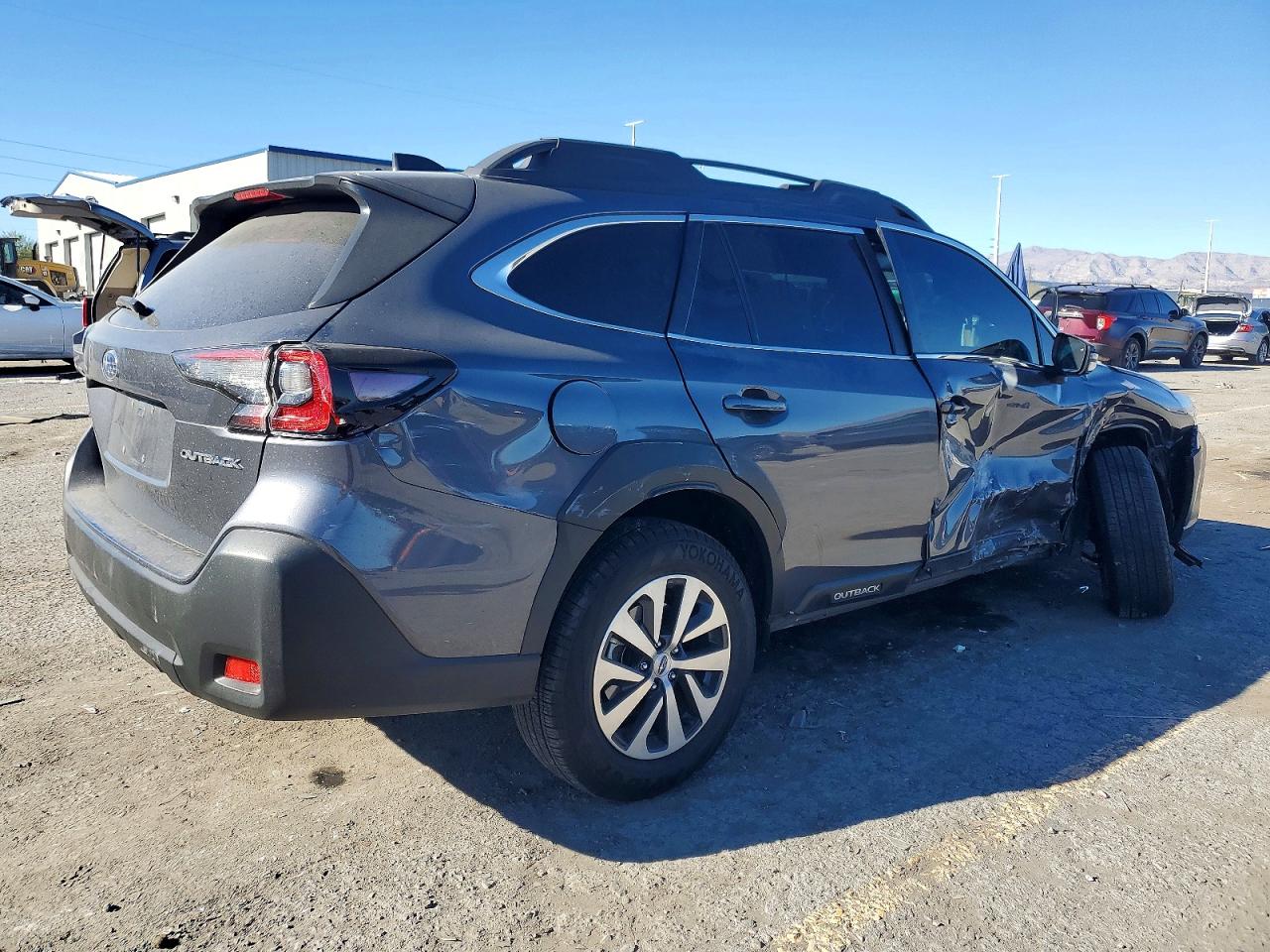 2025 SUBARU OUTBACK PREMIUM photo 5