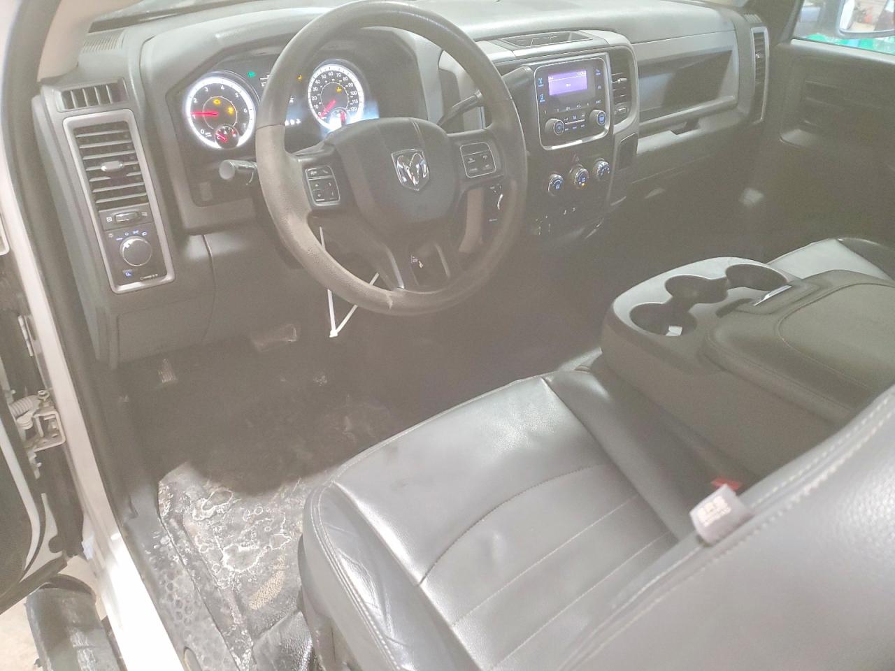 2017 RAM 2500 ST photo 22