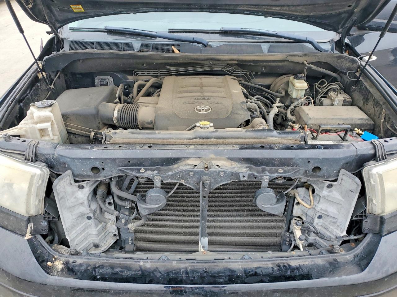 2011 TOYOTA TUNDRA photo 31