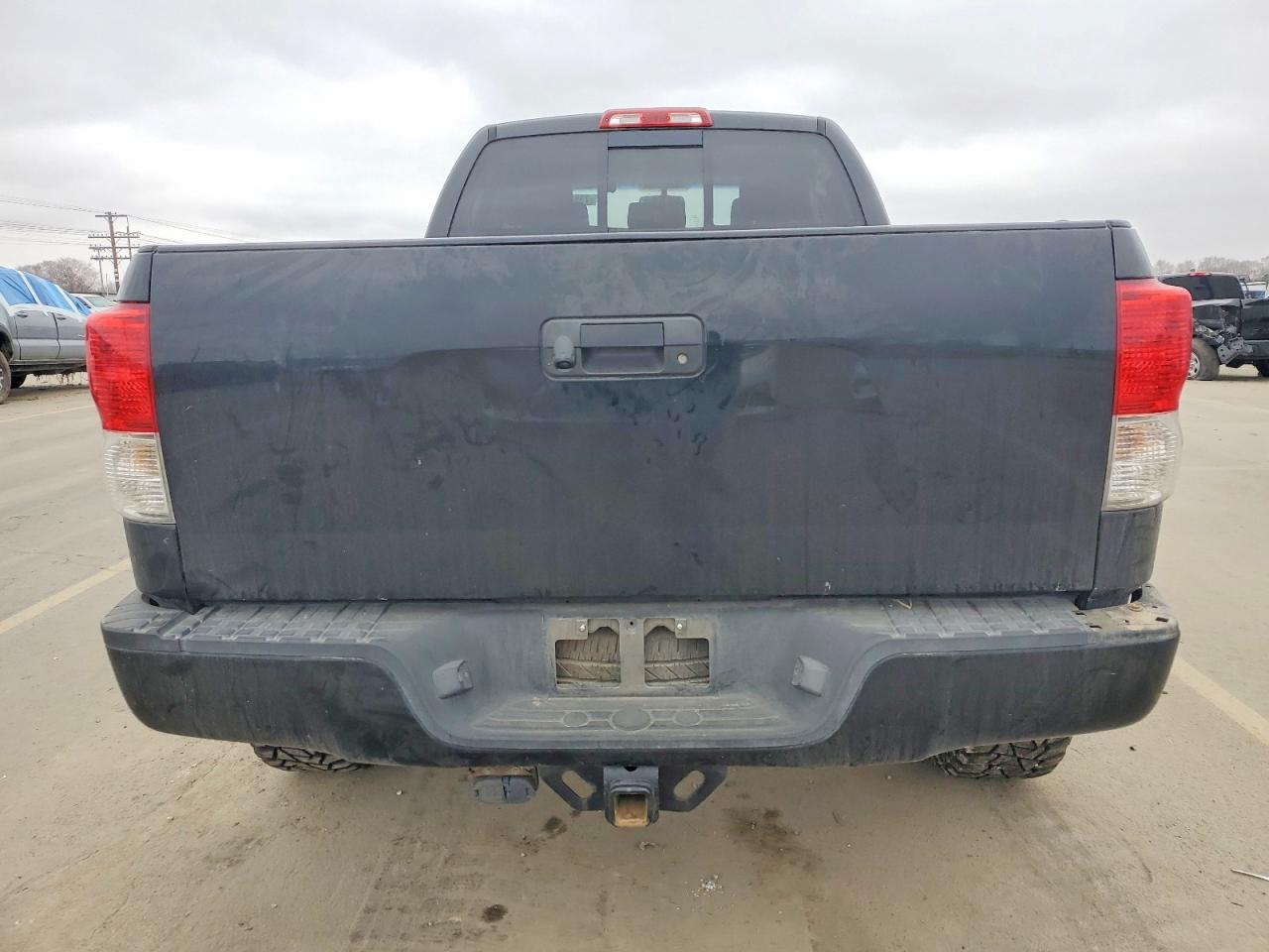 2011 TOYOTA TUNDRA photo 16