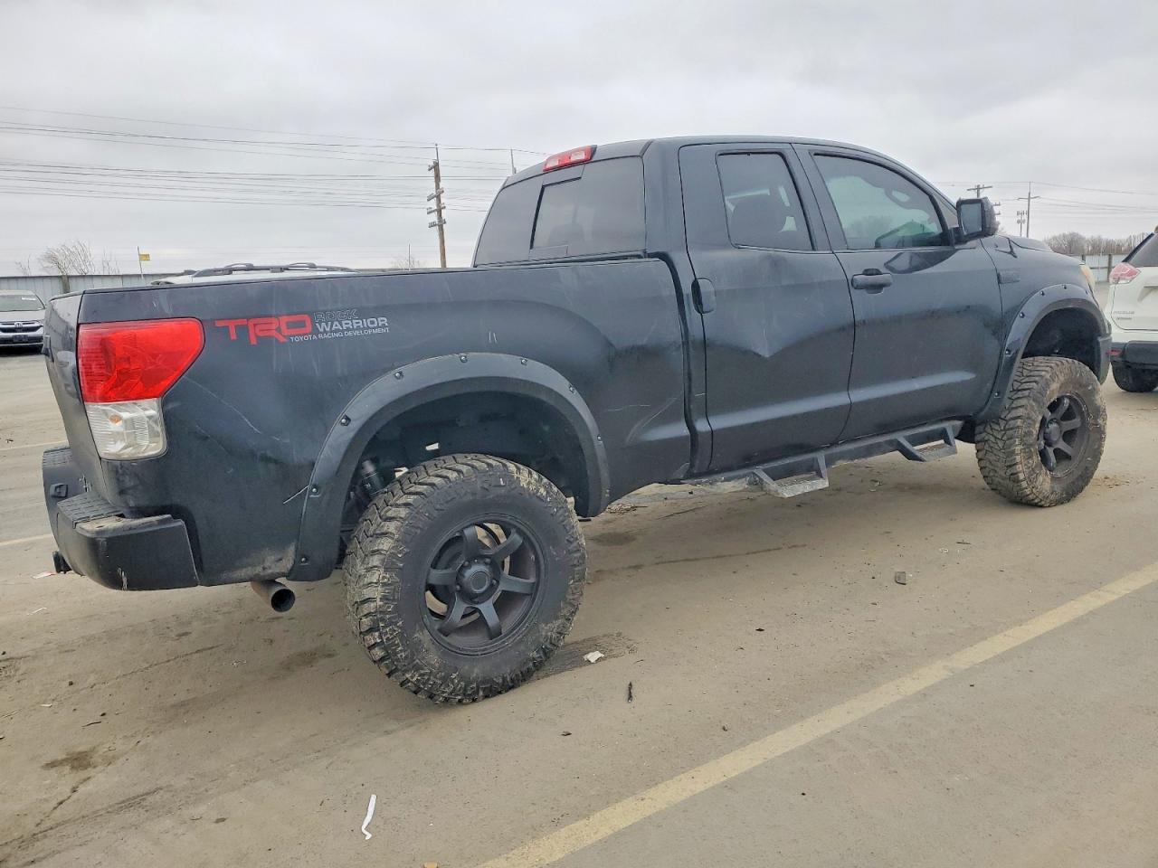 2011 TOYOTA TUNDRA photo 7