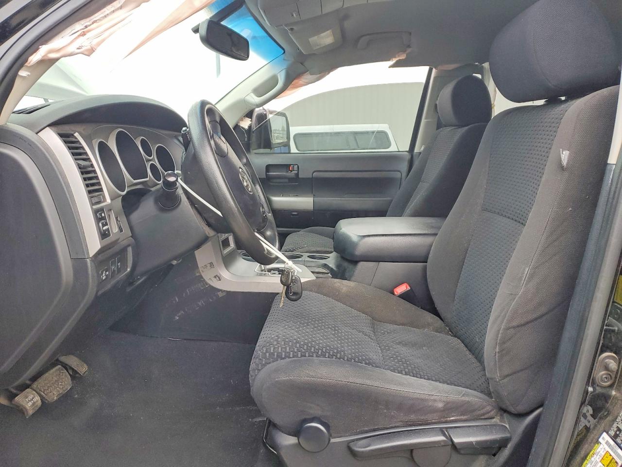 2011 TOYOTA TUNDRA photo 19
