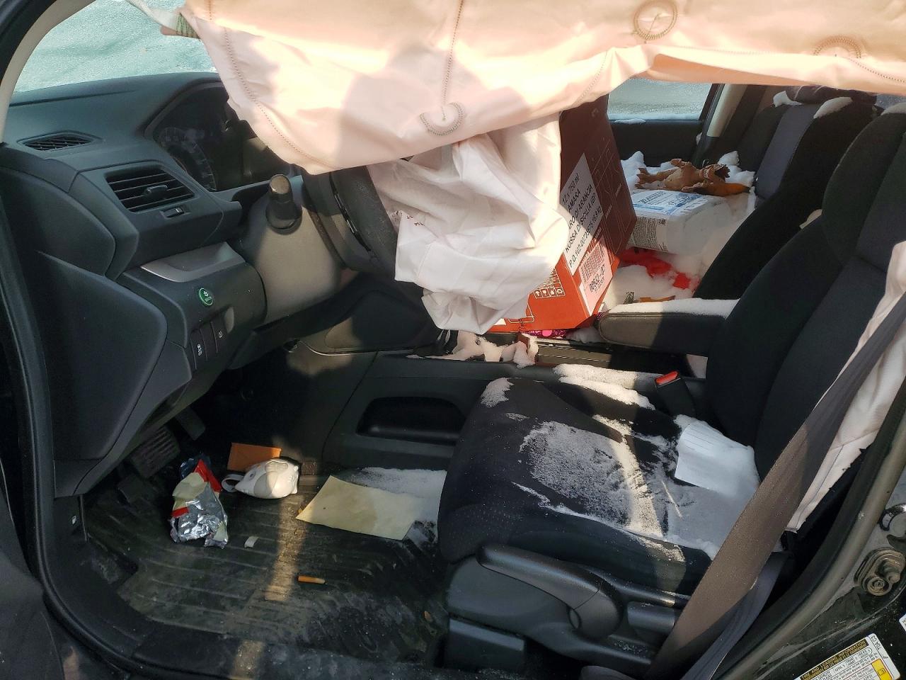 2014 HONDA CR-V LX photo 19