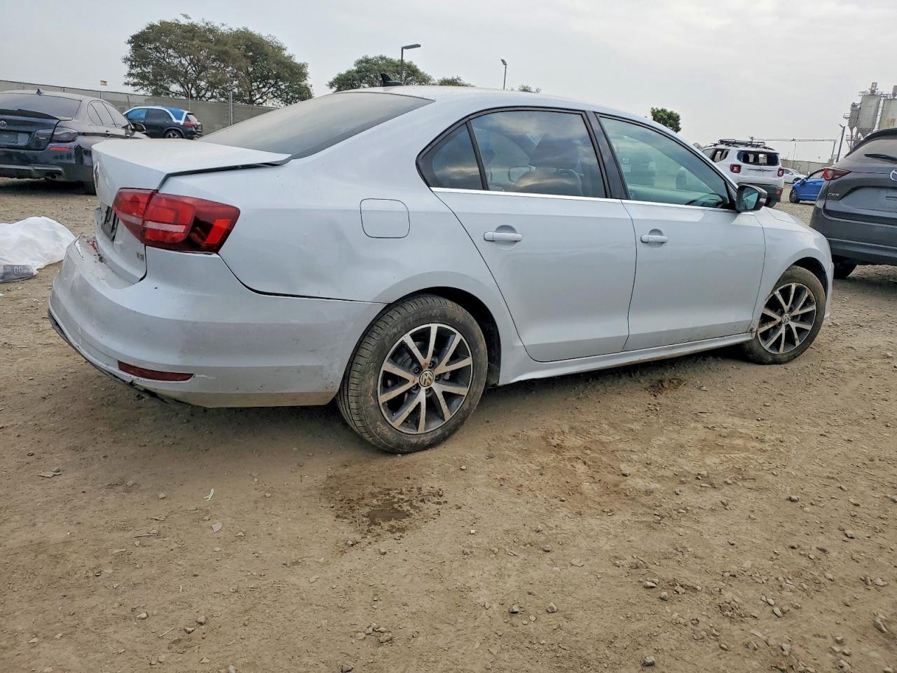 2017 VOLKSWAGEN JETTA SE photo 7