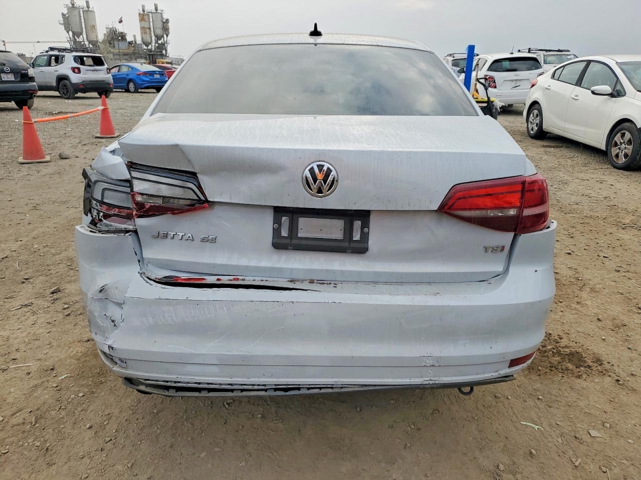 2017 VOLKSWAGEN JETTA SE photo 16