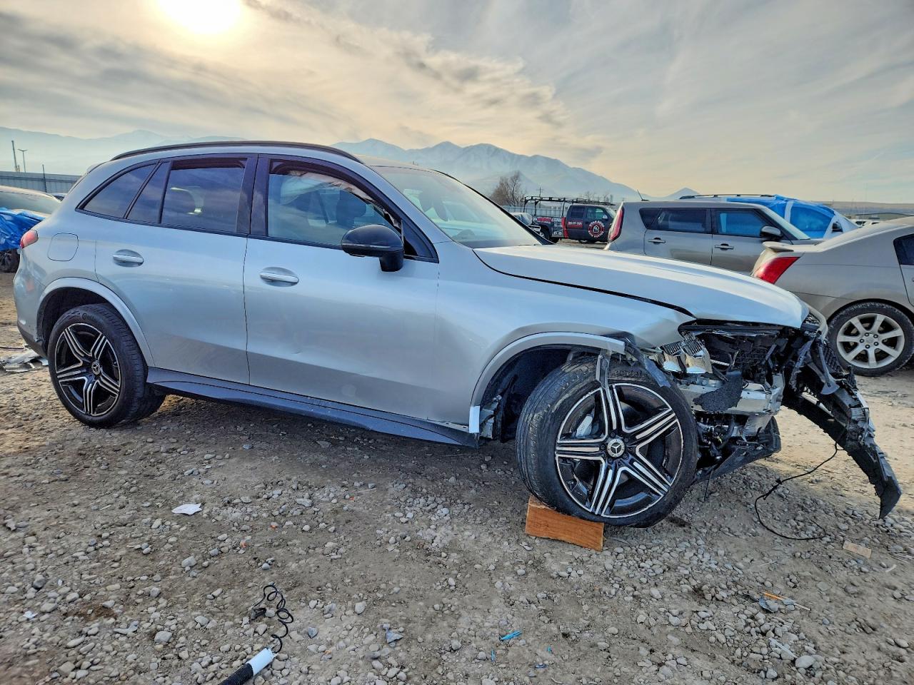 2024 MERCEDES-BENZ GLC 300 4MATIC photo 4
