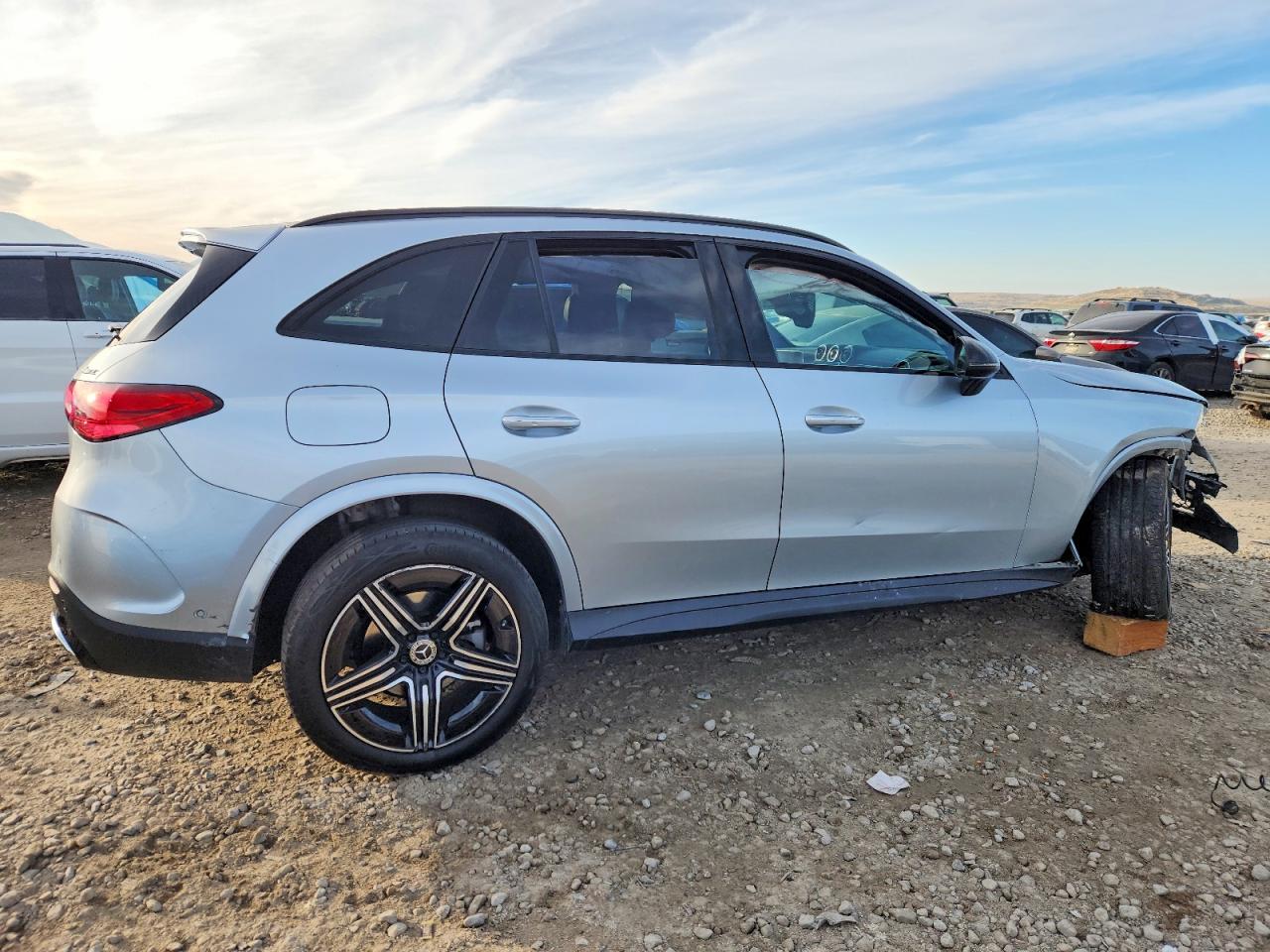2024 MERCEDES-BENZ GLC 300 4MATIC photo 3