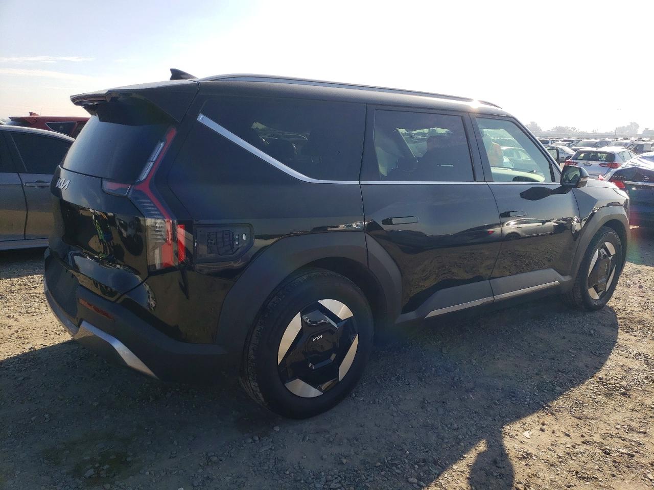 2024 KIA EV9 WIND photo 5