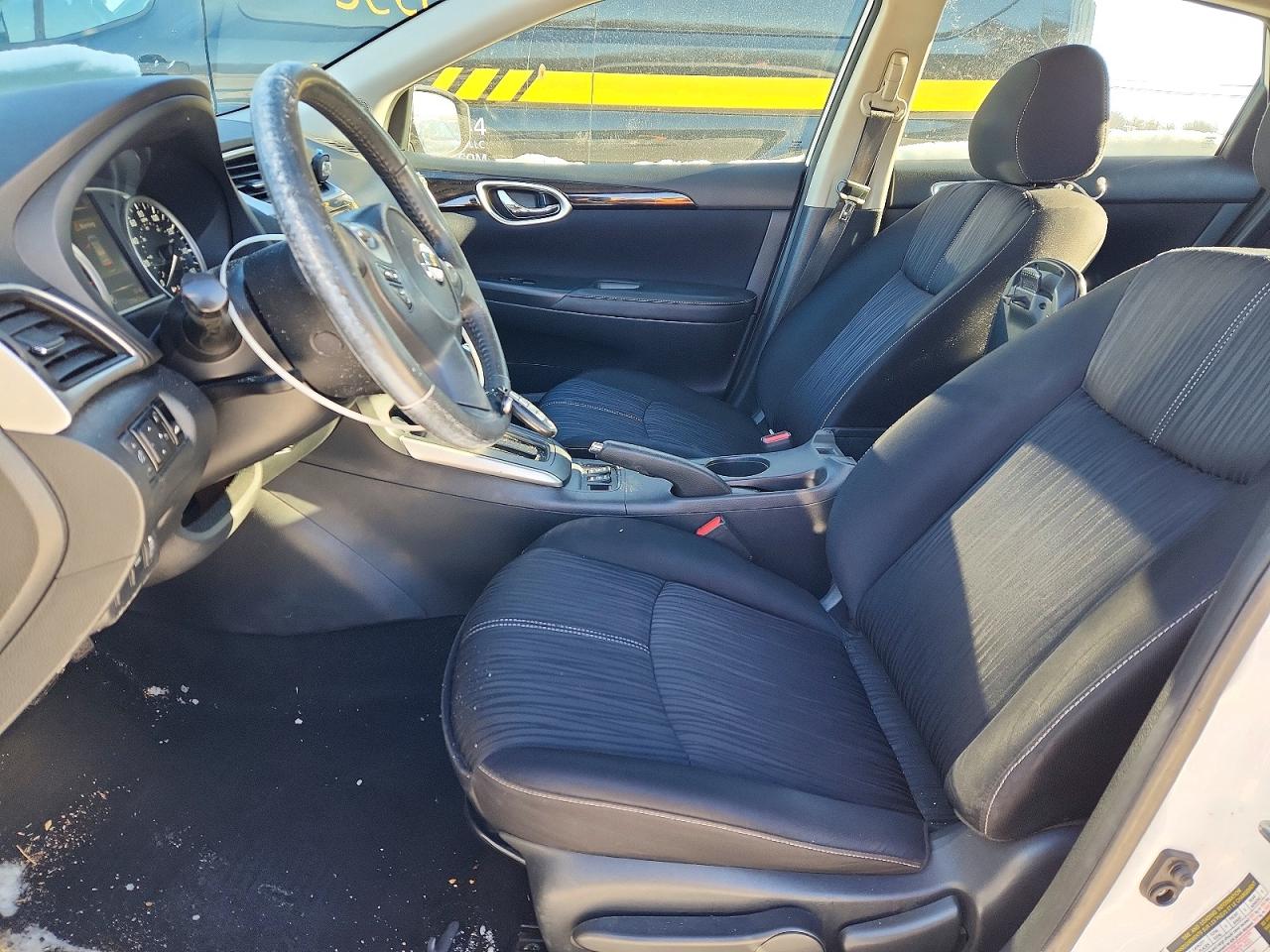 2016 NISSAN SENTRA S photo 7