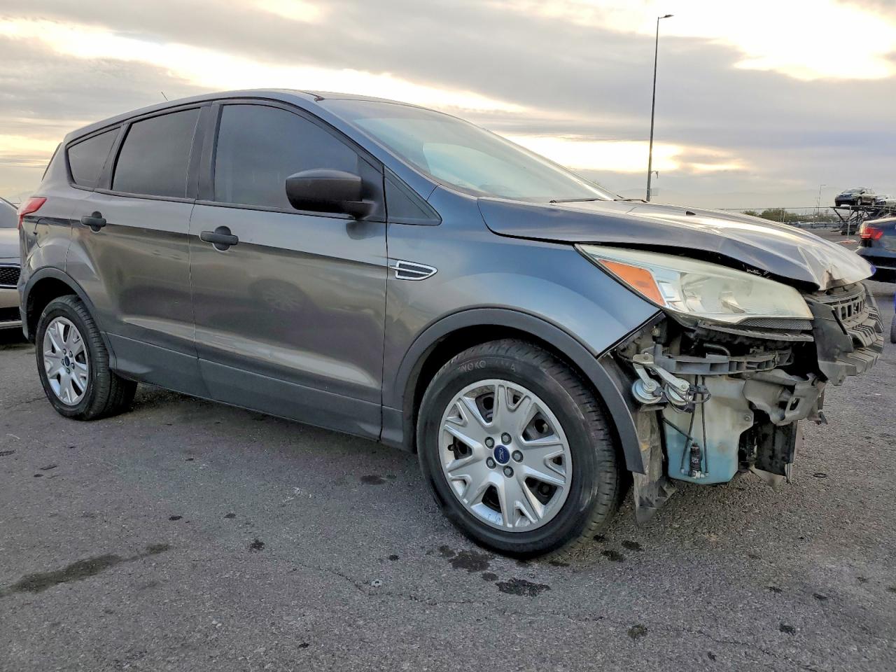 2014 FORD ESCAPE S photo 4