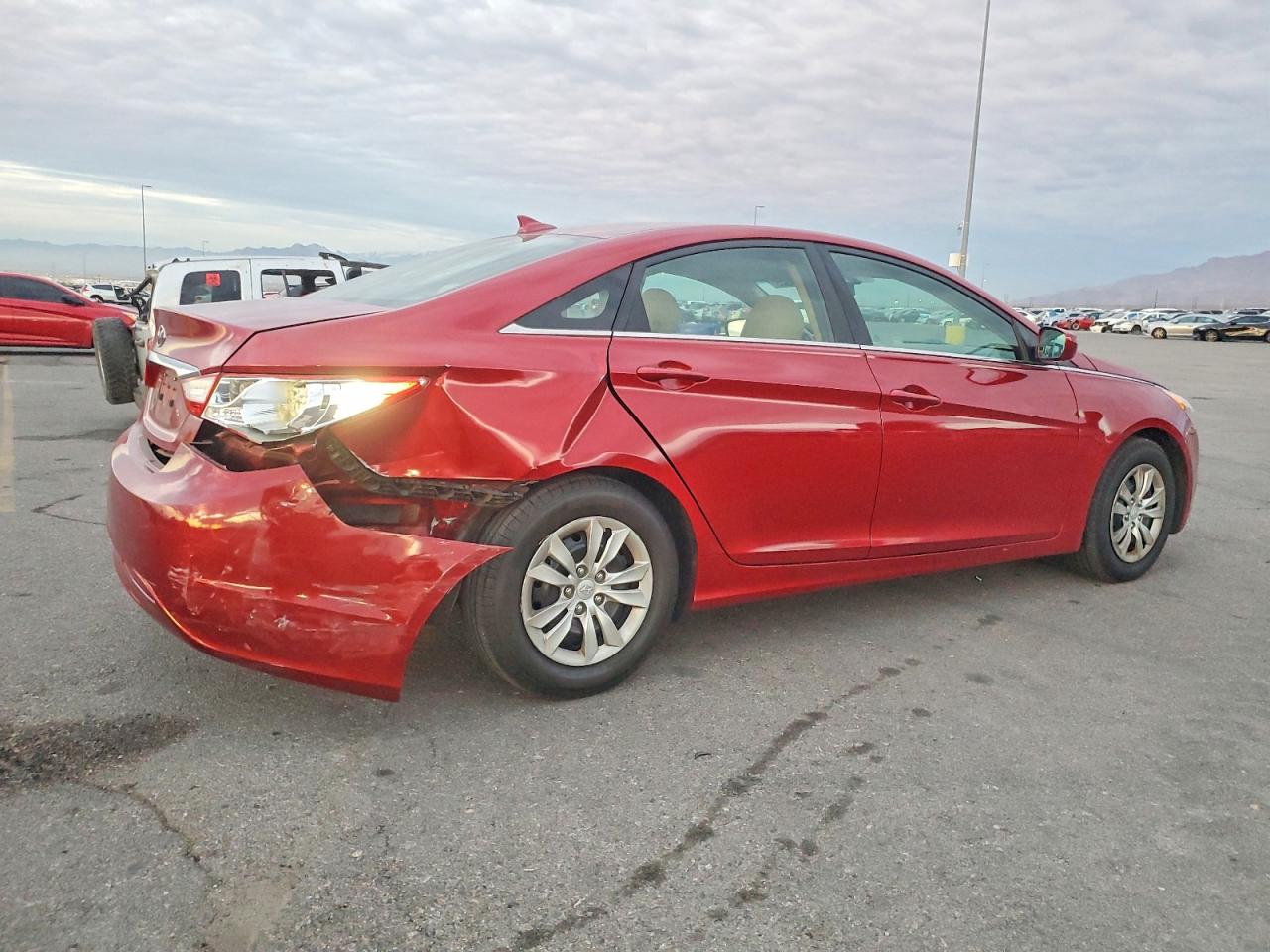 2012 HYUNDAI SONATA GLS photo 5