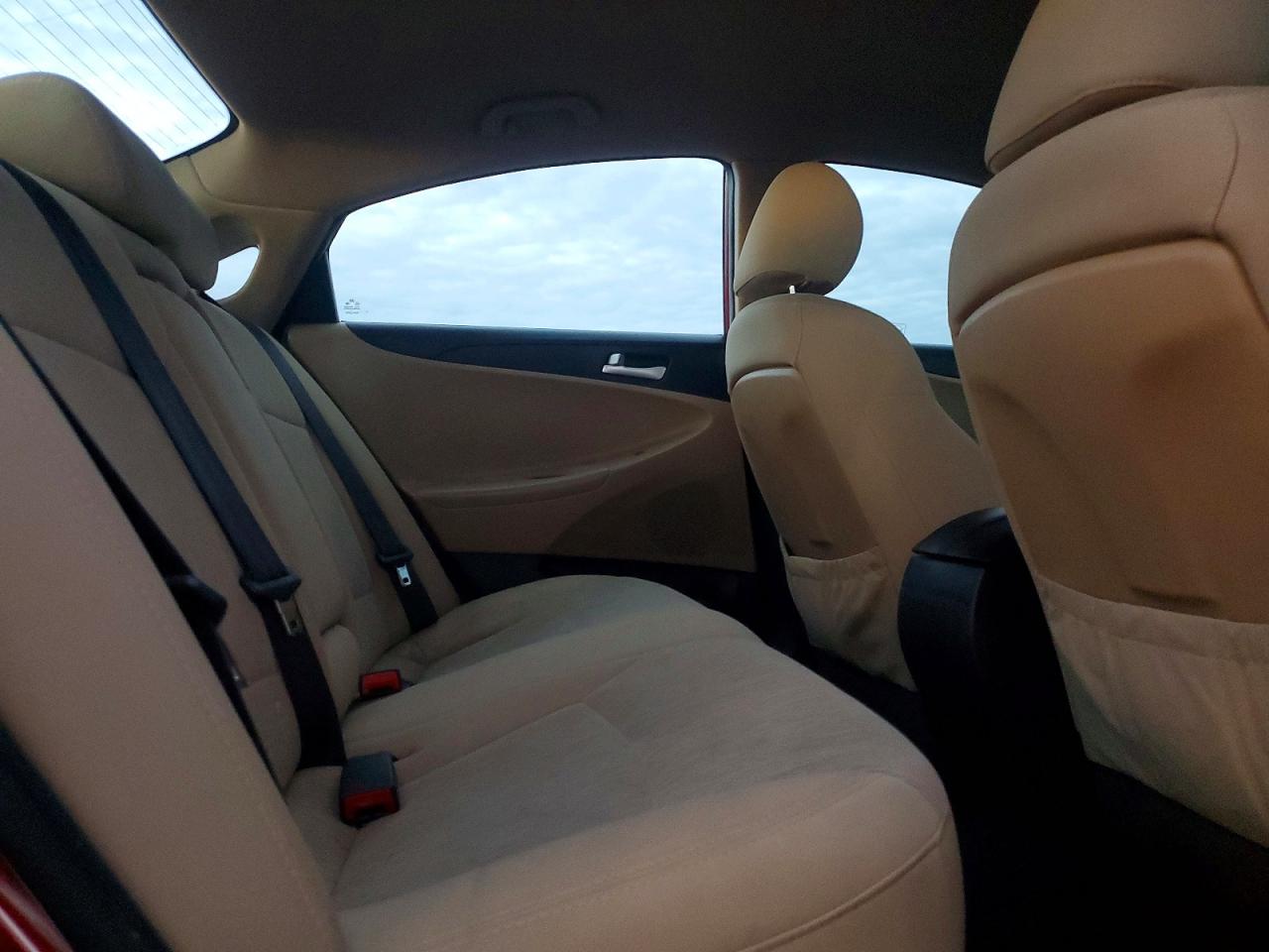 2012 HYUNDAI SONATA GLS photo 19