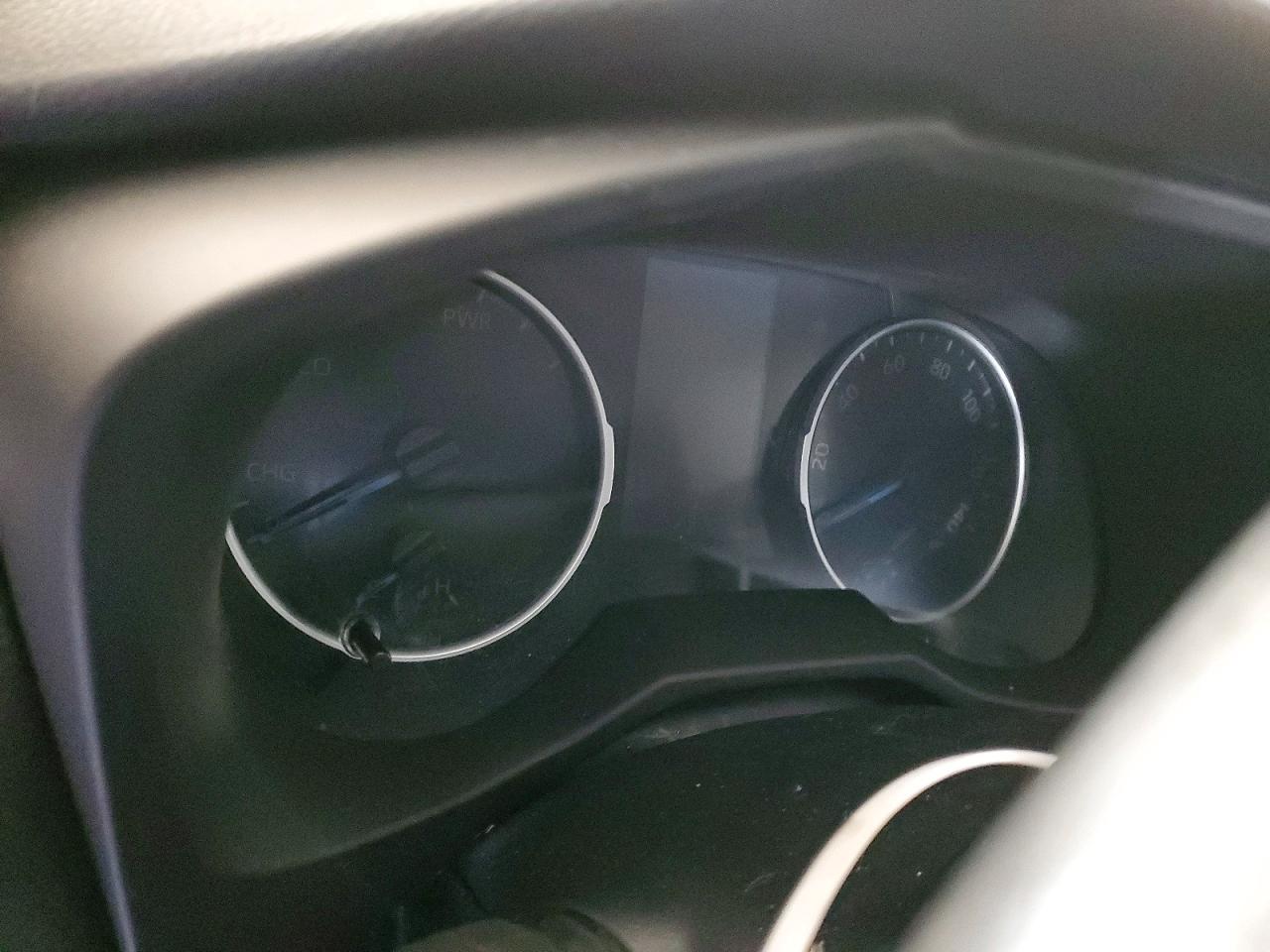 2022 TOYOTA RAV4 photo 17