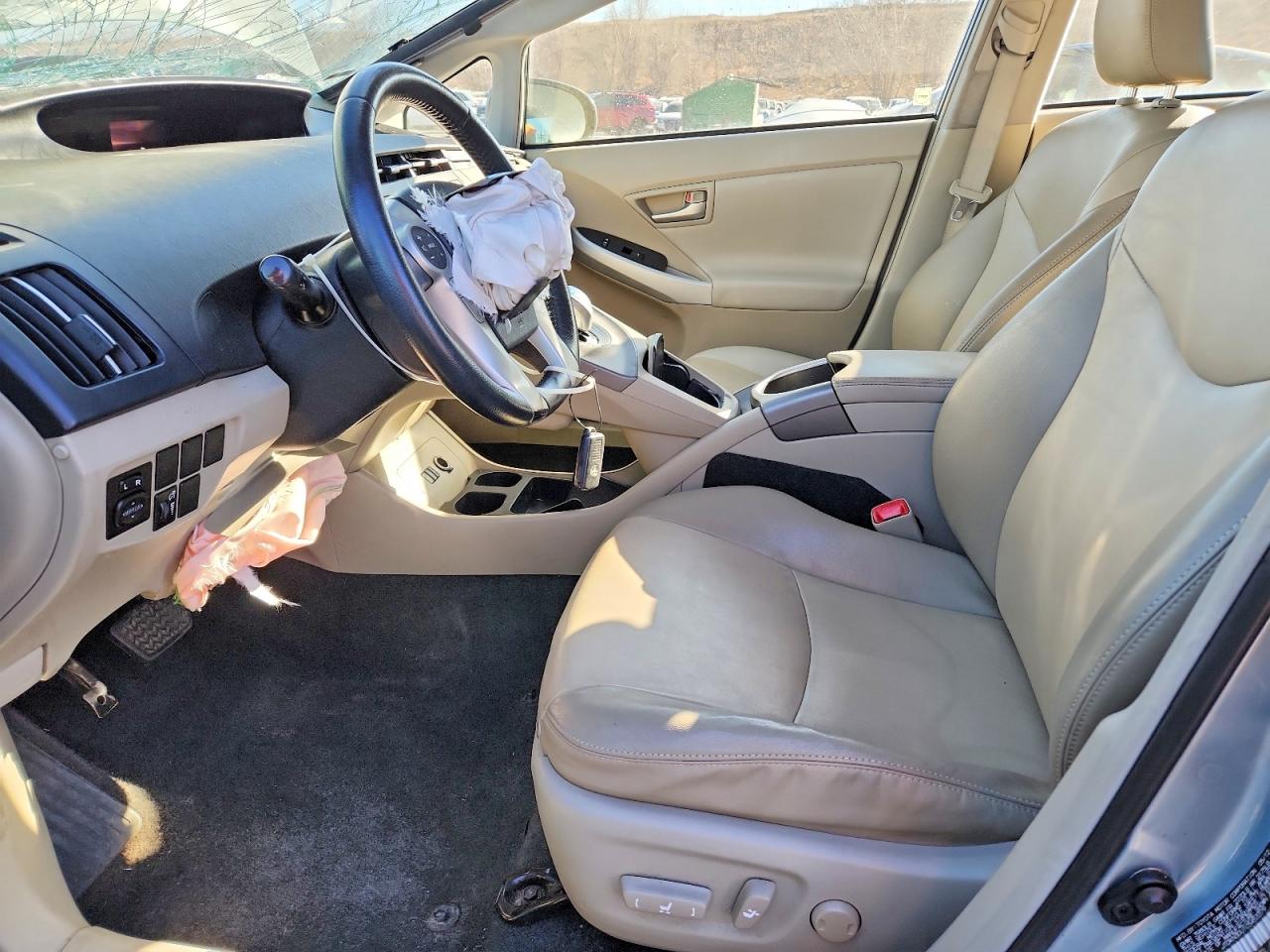 2012 TOYOTA PRIUS photo 7