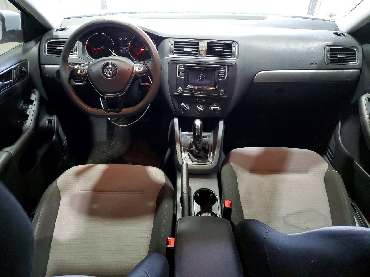 2017 VOLKSWAGEN JETTA S photo 8