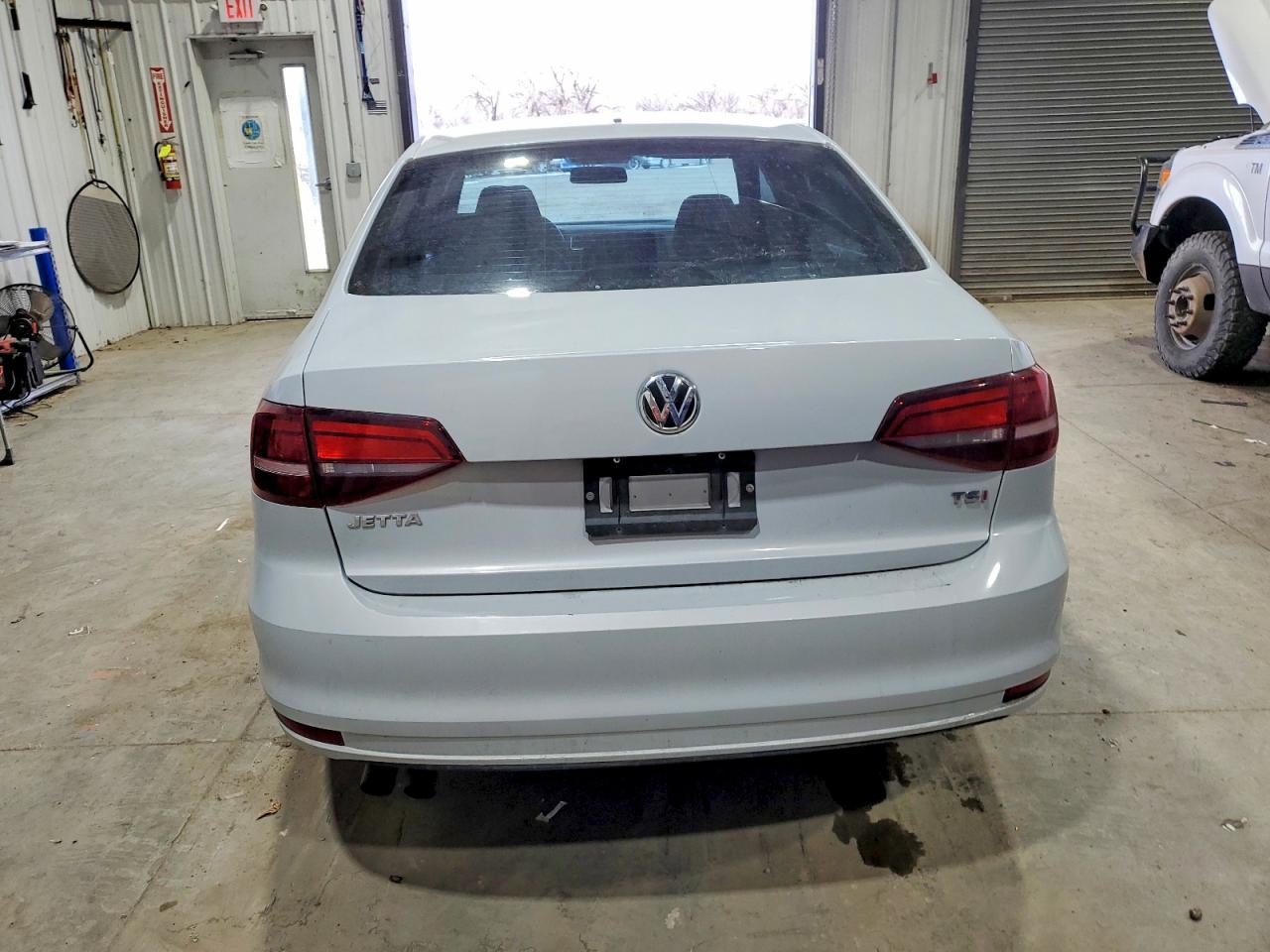 2017 VOLKSWAGEN JETTA S photo 6