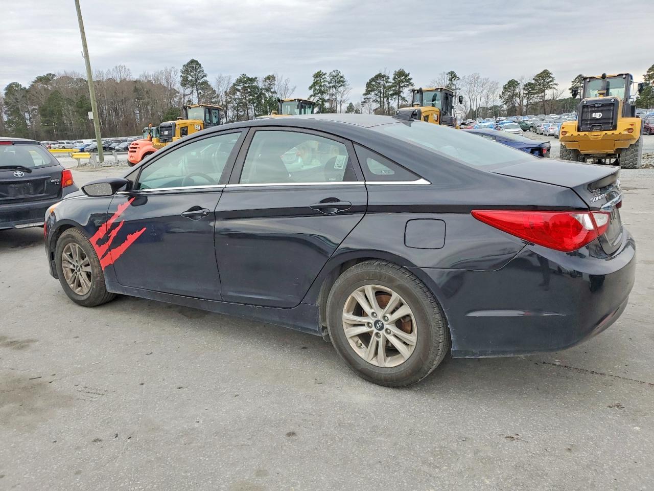 2014 HYUNDAI SONATA GLS photo 4