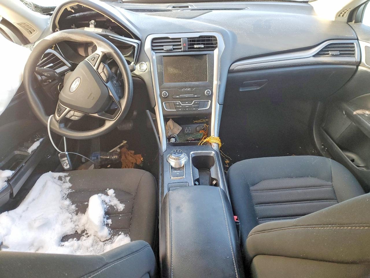 2019 FORD FUSION SE photo 8