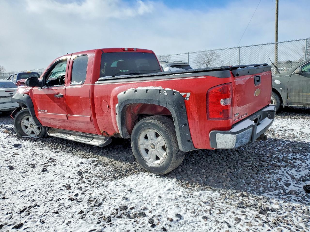 2010 CHEVROLET SILVERADO K1500 LT photo 4