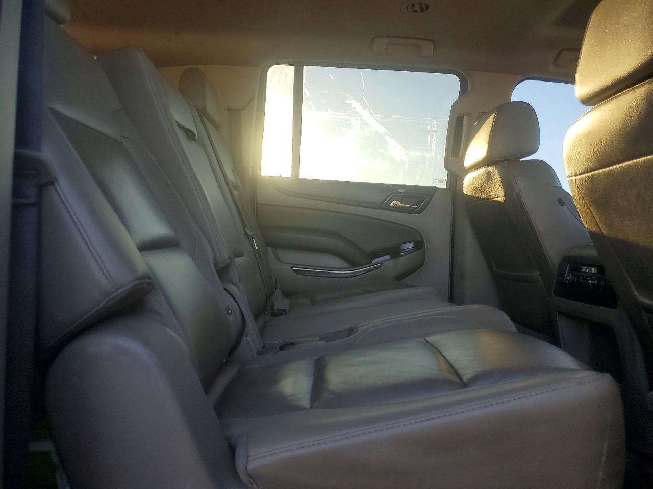 2018 CHEVROLET SUBURBAN K1500 LT photo 21