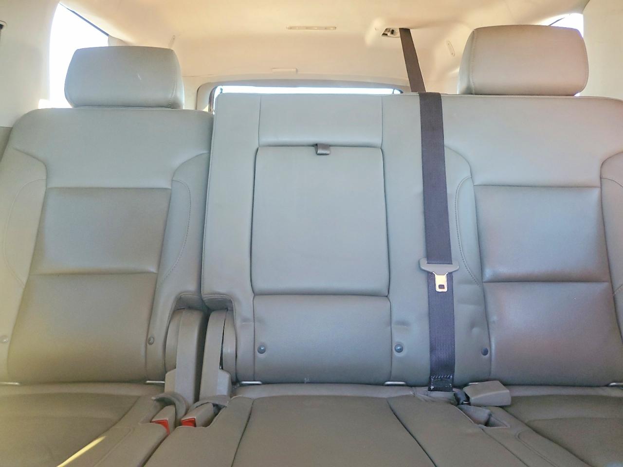 2018 CHEVROLET SUBURBAN K1500 LT photo 19
