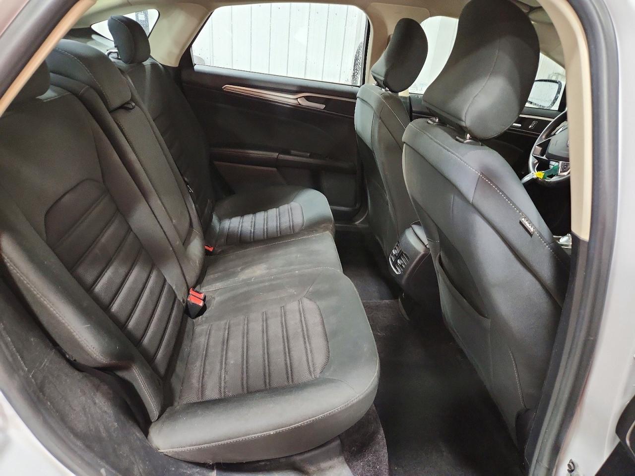 2017 FORD FUSION SE HYBRID photo 10