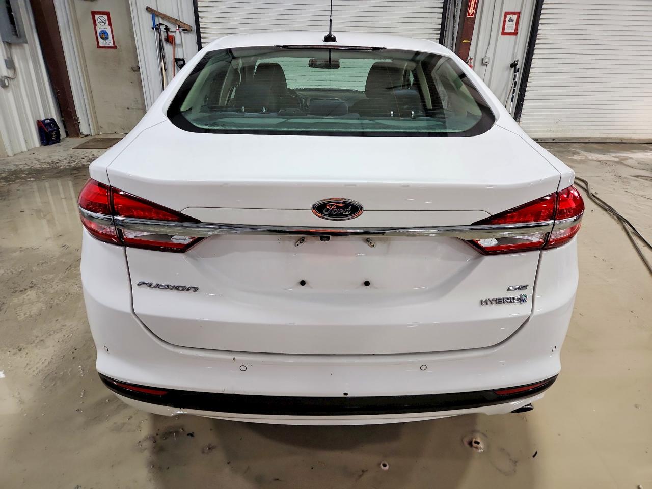 2017 FORD FUSION SE HYBRID photo 6