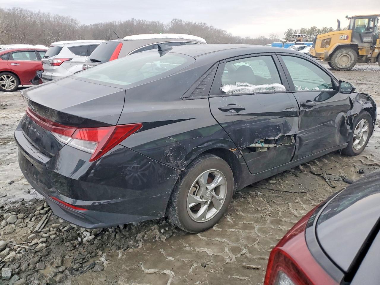 2023 HYUNDAI ELANTRA photo 3