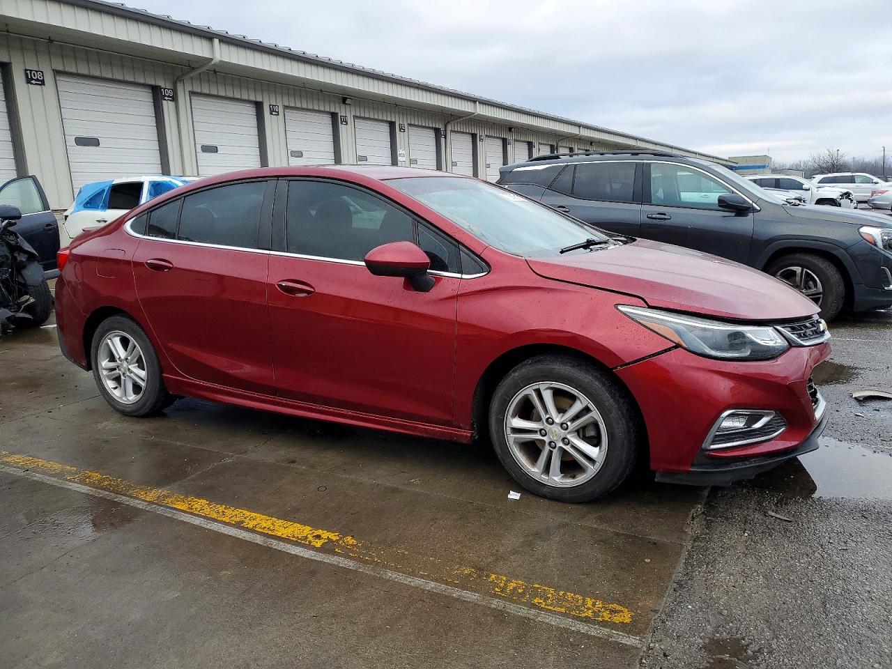 2017 CHEVROLET CRUZE LT photo 4