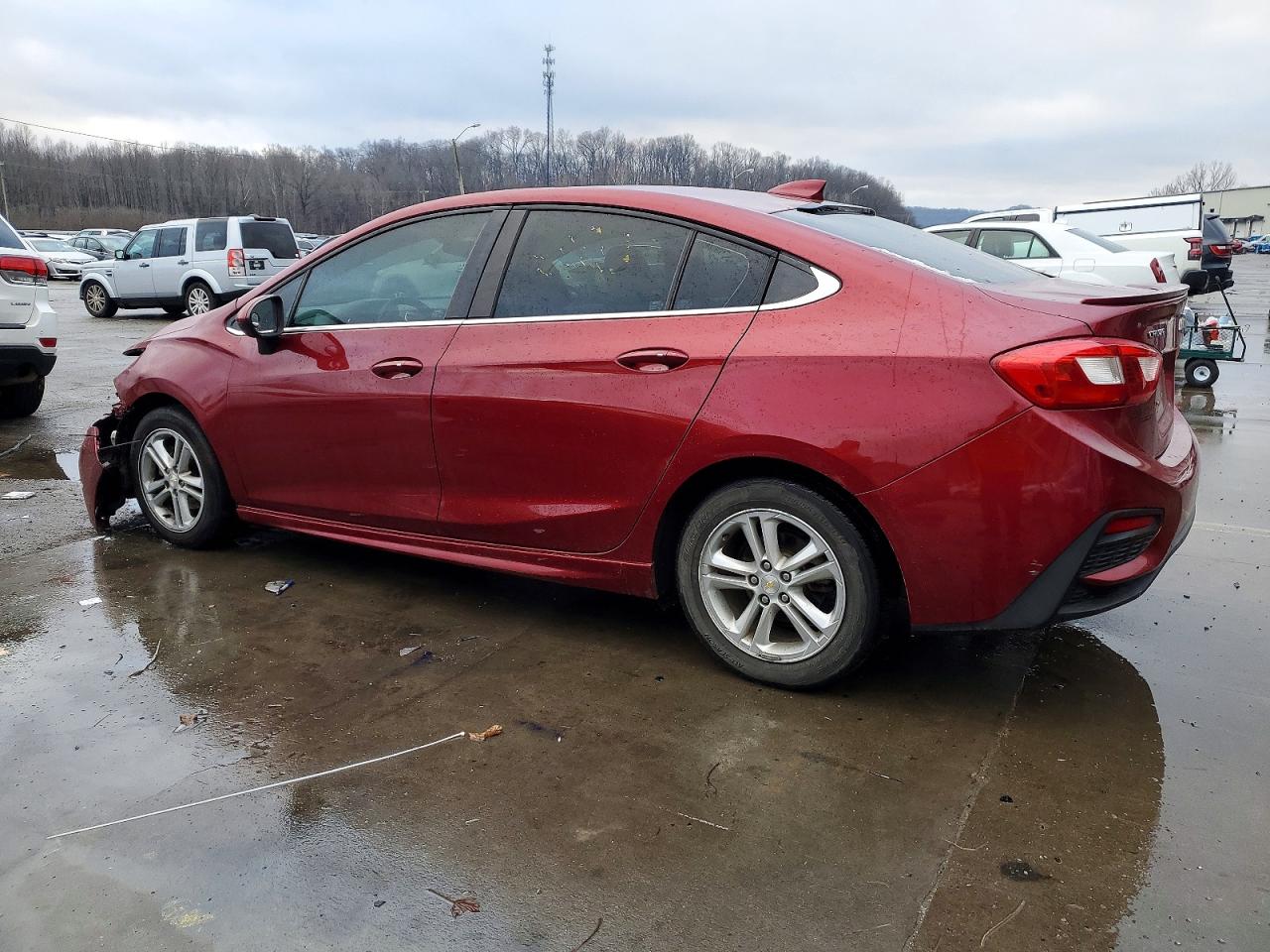 2017 CHEVROLET CRUZE LT photo 2