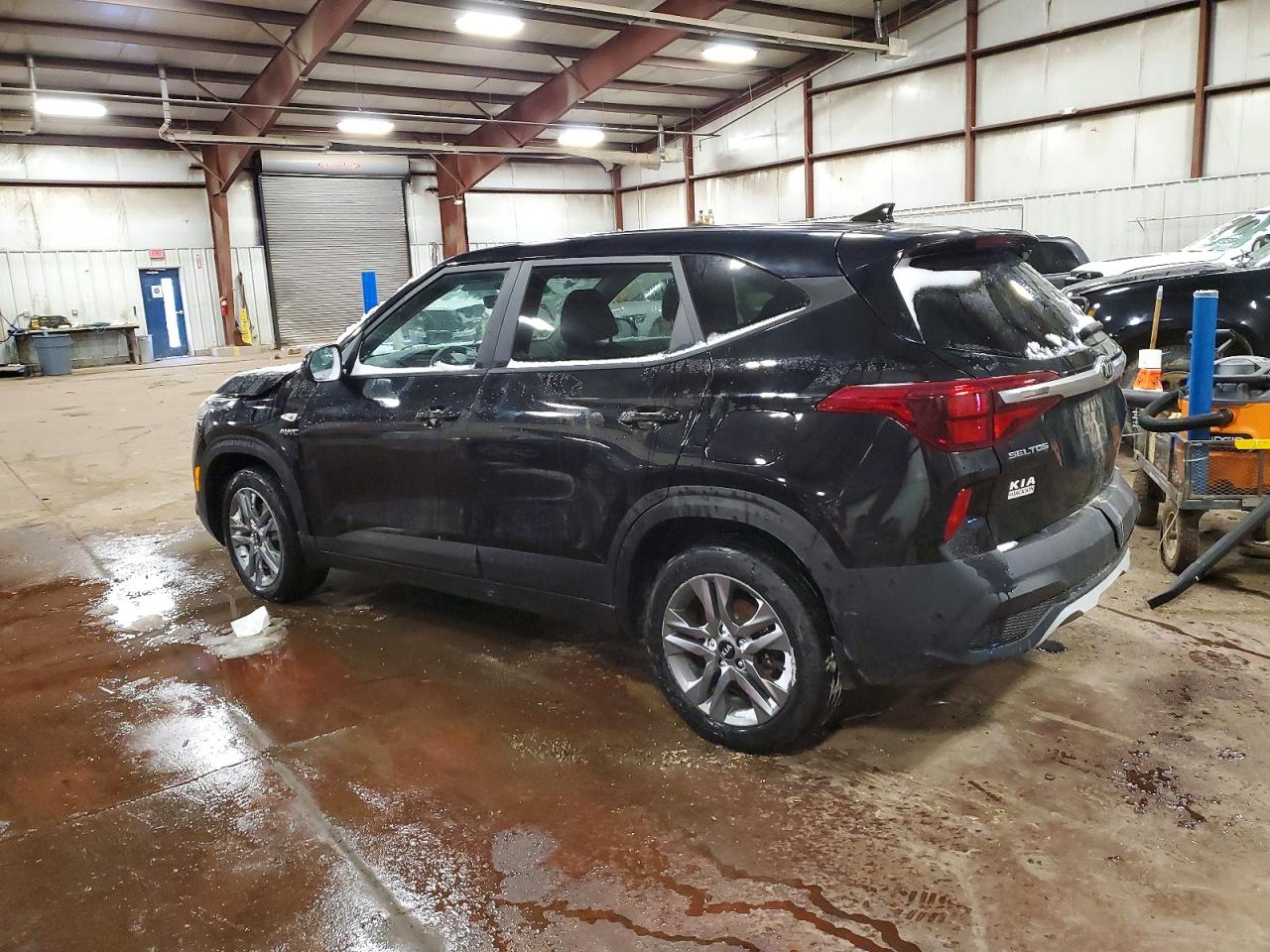 2021 KIA SELTOS LX photo 2
