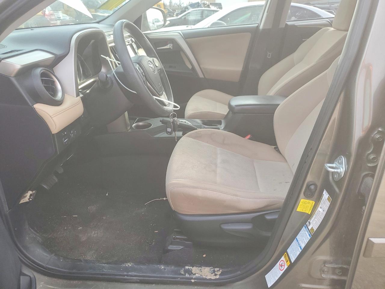 2014 TOYOTA RAV4 XLE photo 19