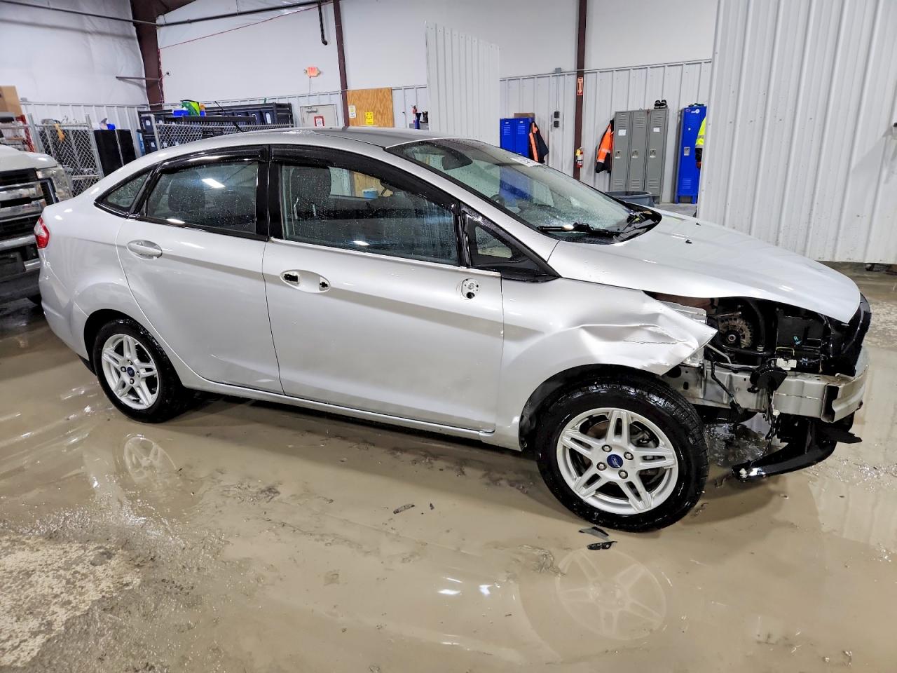 2018 FORD FIESTA SE photo 7