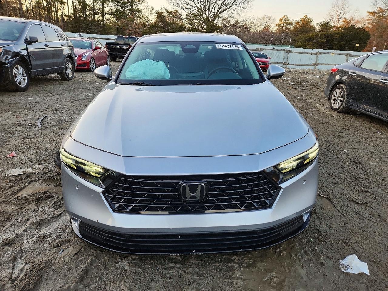 2024 HONDA ACCORD HYBRID EXL photo 5