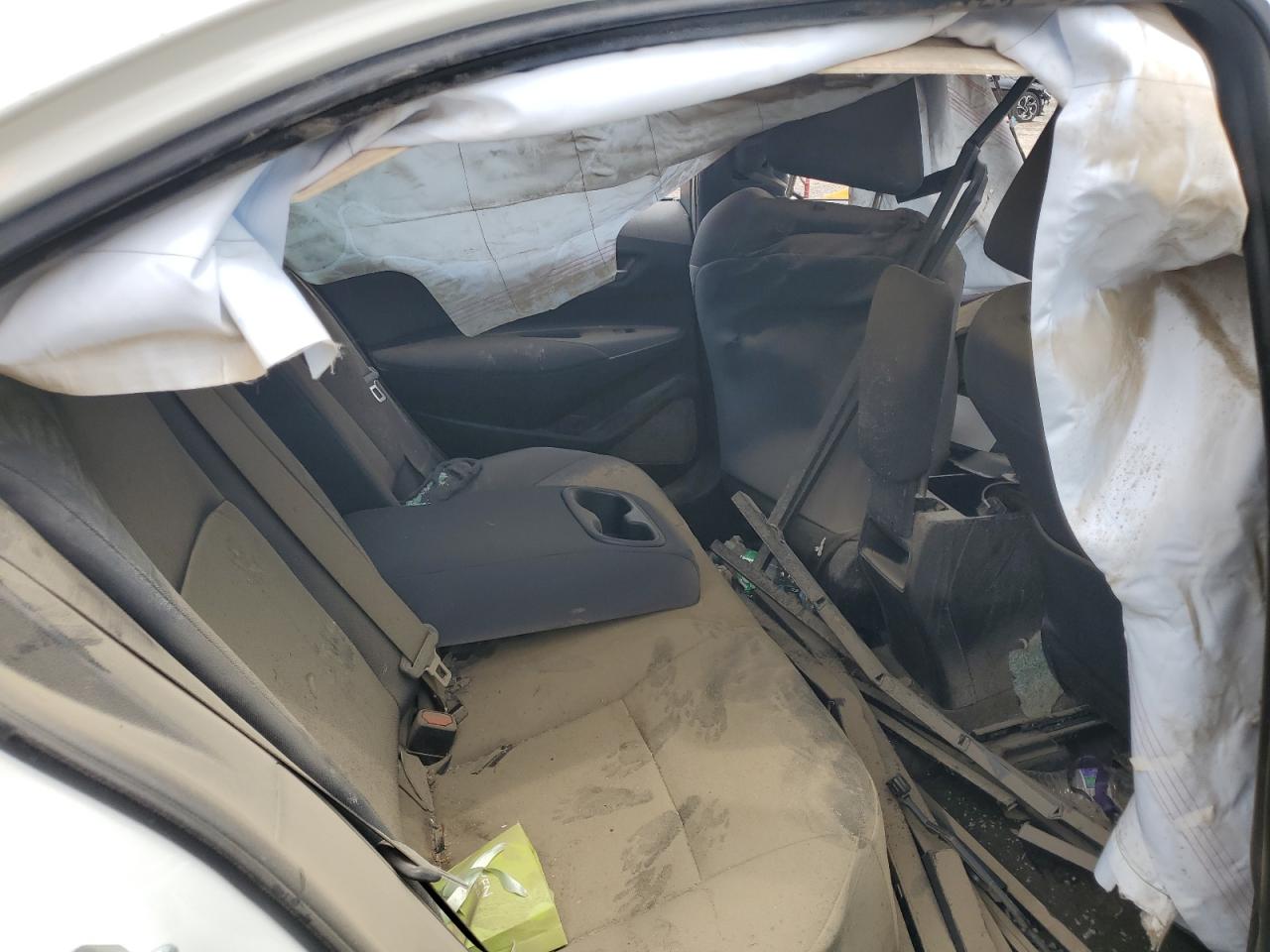 2021 TOYOTA COROLLA LE photo 19