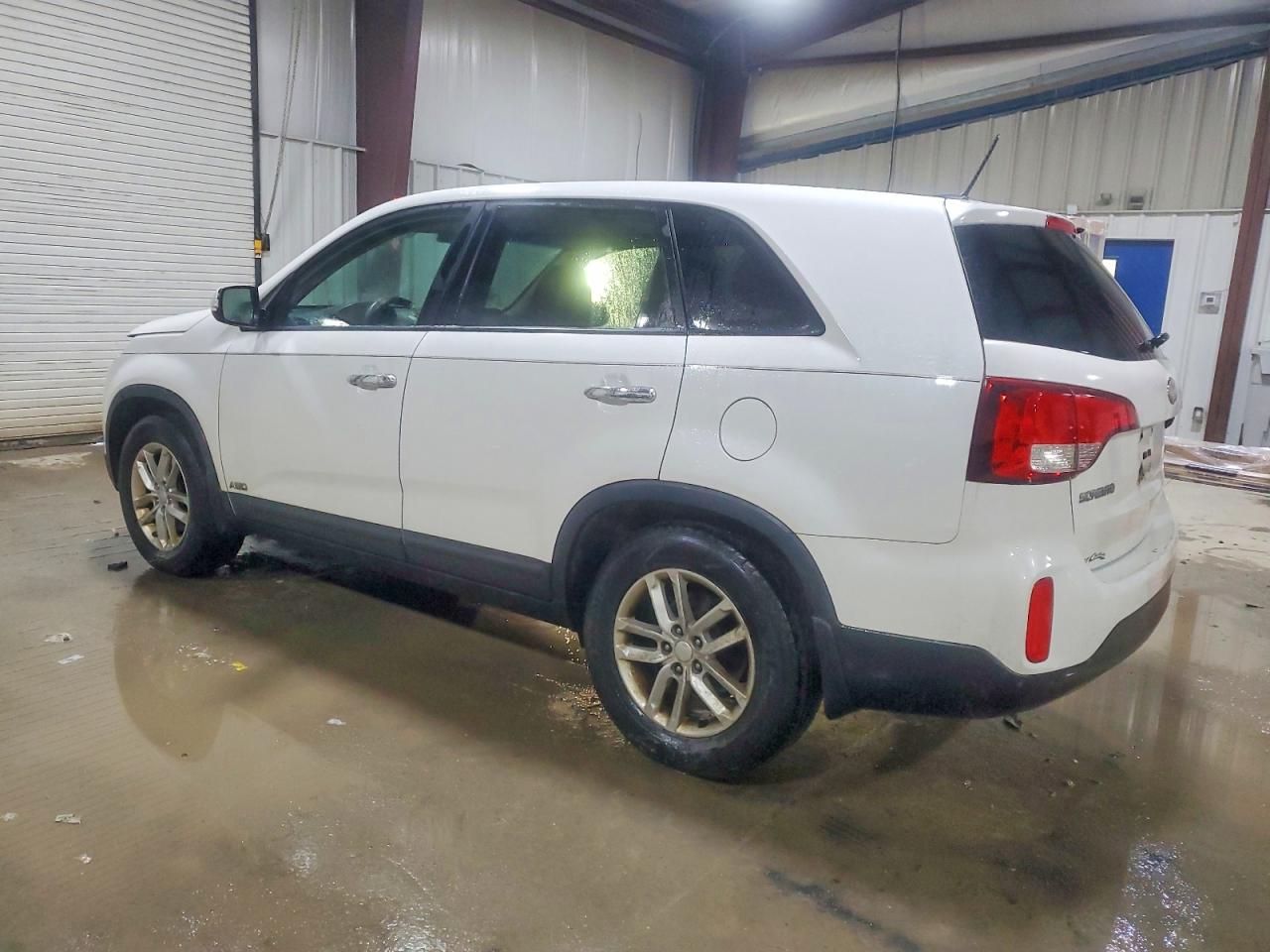 2015 KIA SORENTO LX photo 4