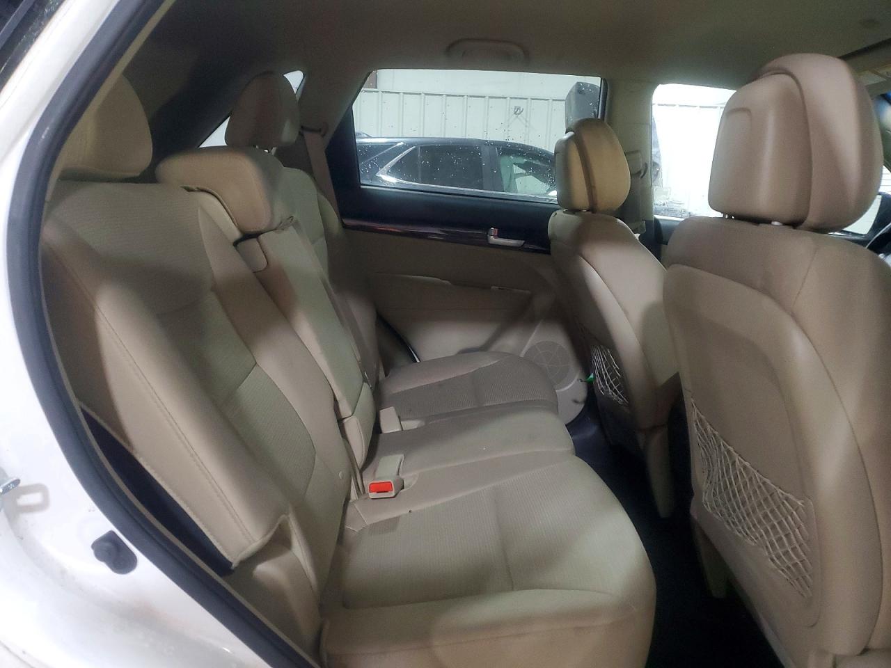 2015 KIA SORENTO LX photo 31