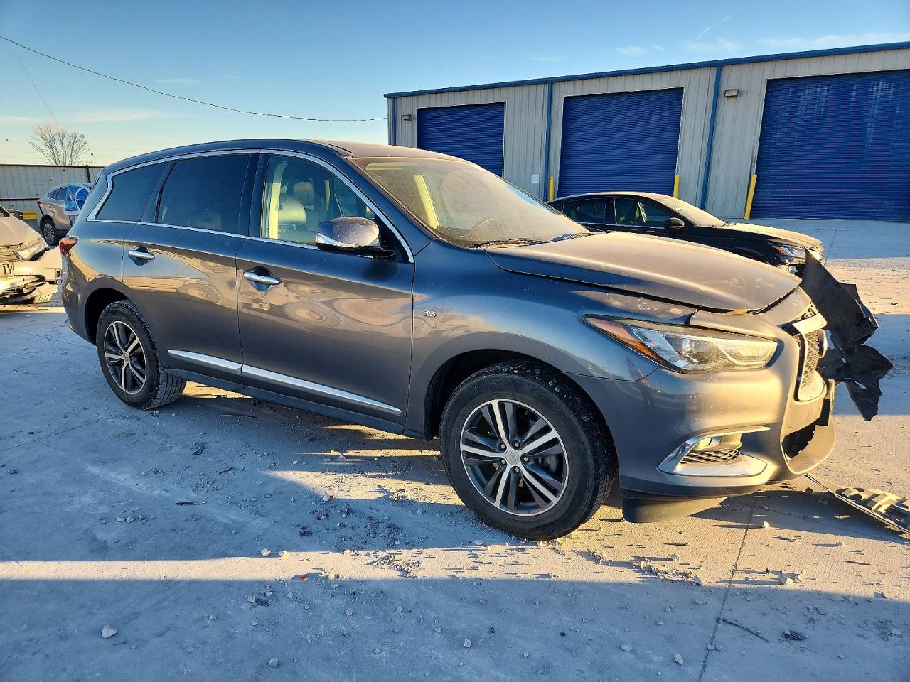 2020 INFINITI QX60 LUXE photo 7