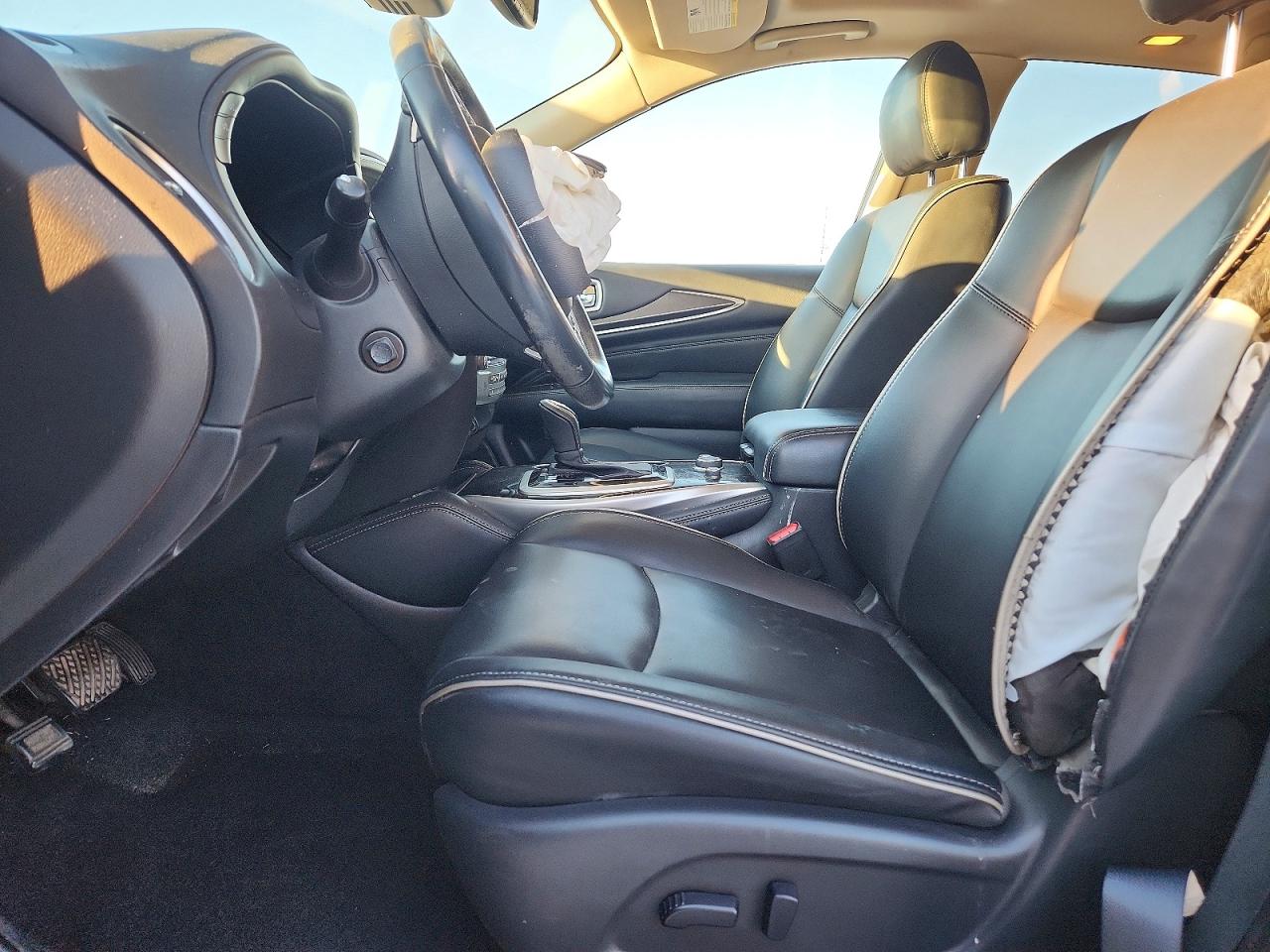 2020 INFINITI QX60 LUXE photo 13