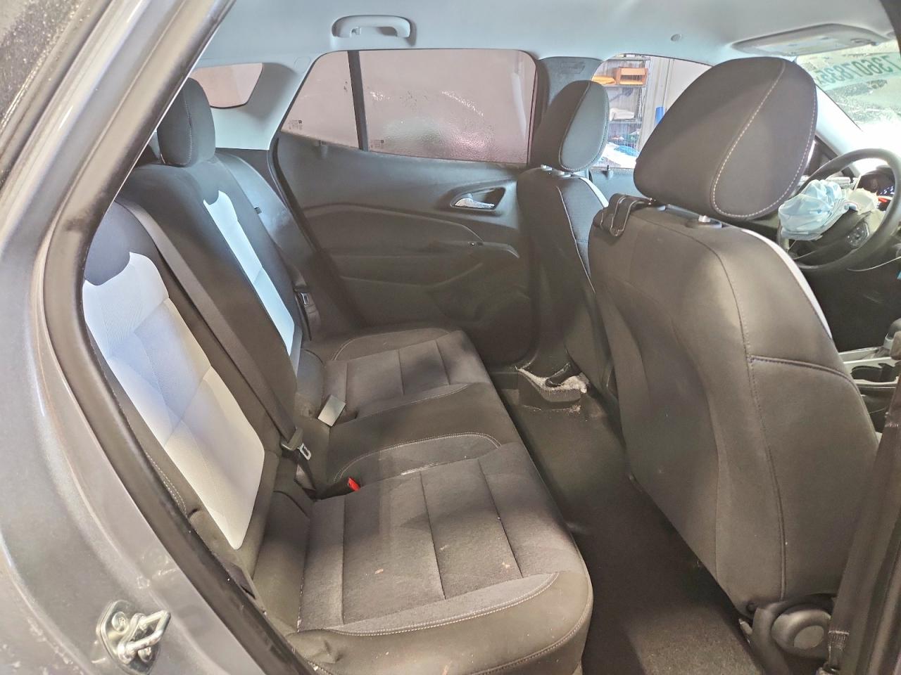 2025 CHEVROLET TRAX LS photo 31