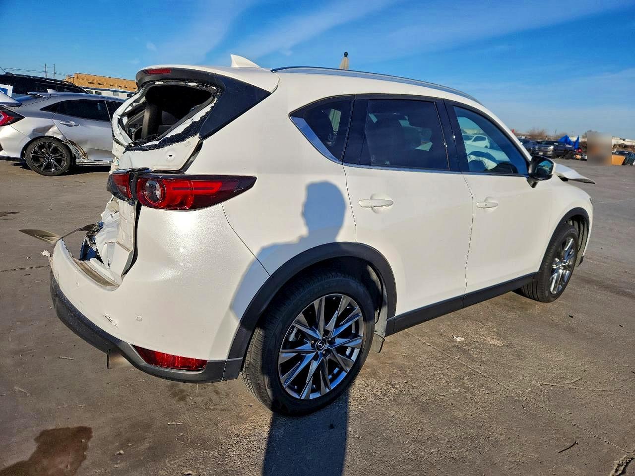 2020 MAZDA CX-5 SIGNATURE photo 5