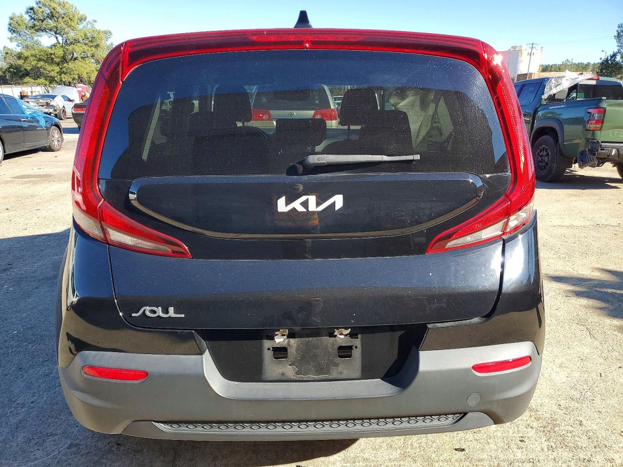 2022 KIA SOUL photo 16