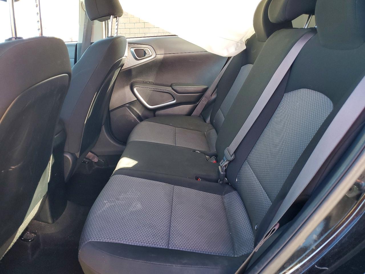 2022 KIA SOUL photo 28