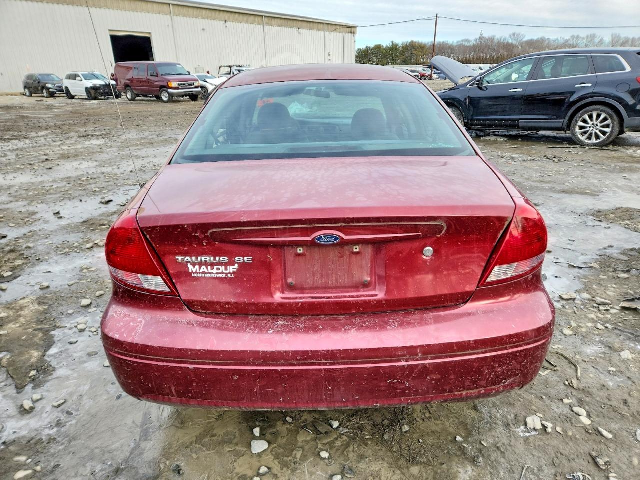 2004 FORD TAURUS SE photo 6